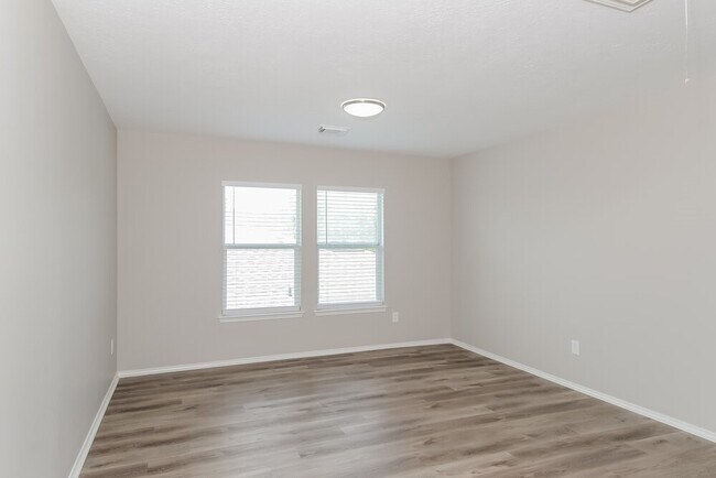 Building Photo - 7318 Cypress Pr Dr