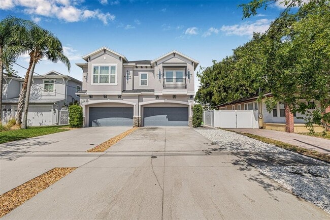 Primary Photo - 307 S Gomez Ave