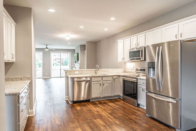 Building Photo - 535 Lighthorse Cir