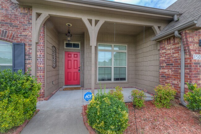 Building Photo - 1501 W Birmingham St