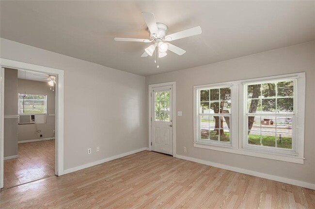 Building Photo - 1320 22nd St