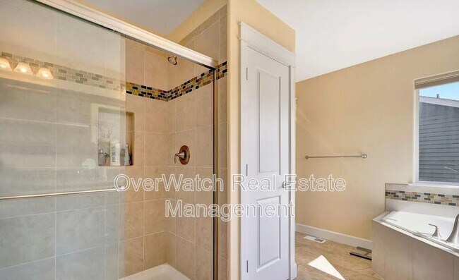 Building Photo - 5845 Grand Teton Loop