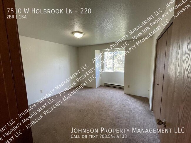 Building Photo - 7510 W Holbrook Ln