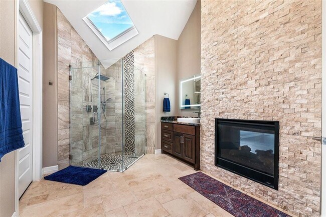 Building Photo - 2911 S Saddlebrook Ln