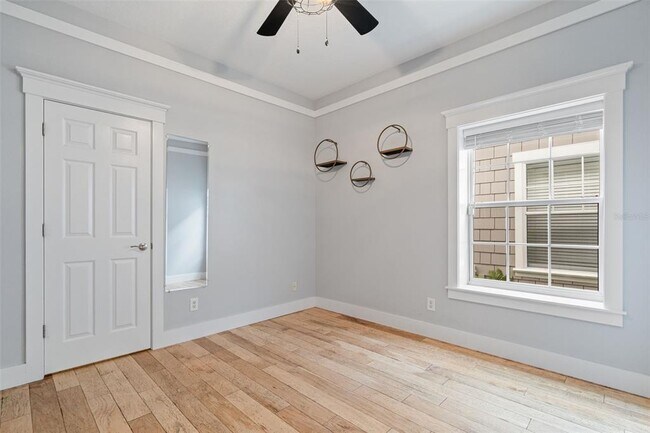 Building Photo - 5362 Chatas Ln