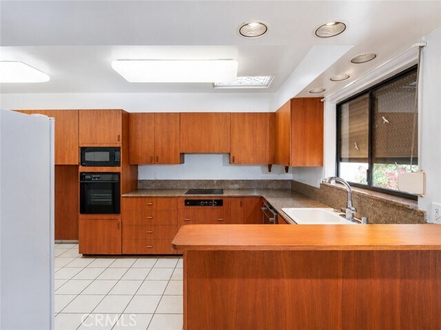 Building Photo - 1300 Pso Redondo