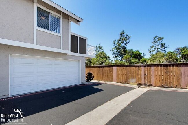Building Photo - Comfortable 3Bdm 2Ba Condo in Oceanside!