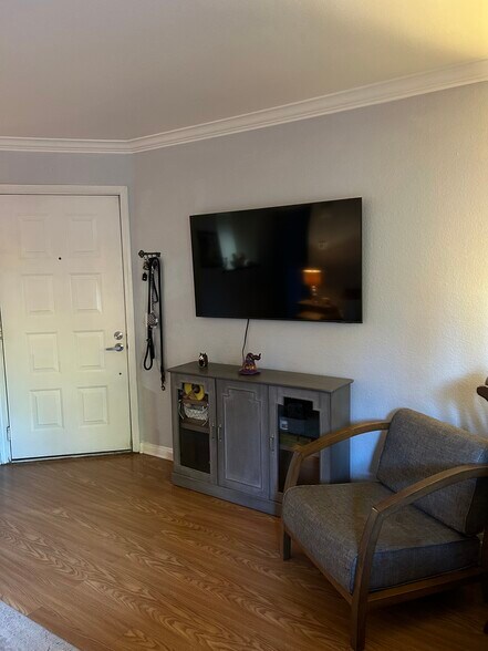 Building Photo - 12067 Alta Carmel Ct