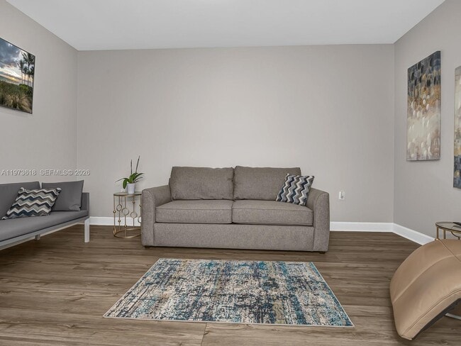 Building Photo - 704 N Ocean Blvd