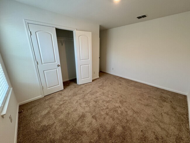 Building Photo - 10818 Emerick St