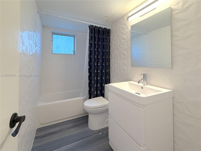 Building Photo - 1075 92nd St