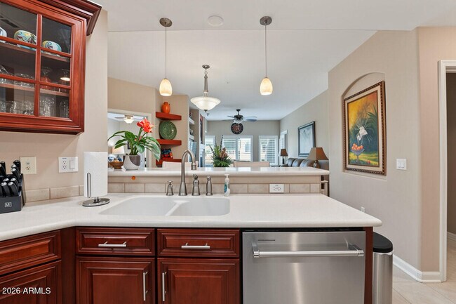Building Photo - 5350 E Deer Valley Dr