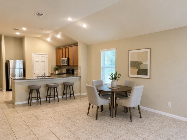 Building Photo - 2303 Corry Crest Cir