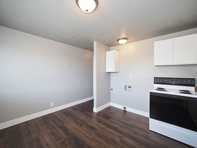 Building Photo - 3064 W Beaver Cir