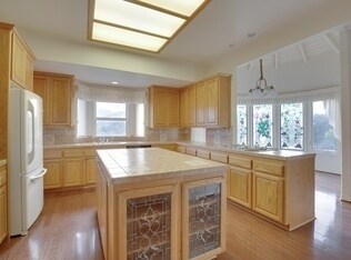 Building Photo - Classy Home in Prestigious Village Collection
