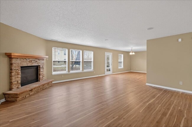 Building Photo - 12599 Majestic Way