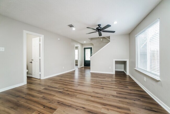 Building Photo - 22023 Soft Pines Ct