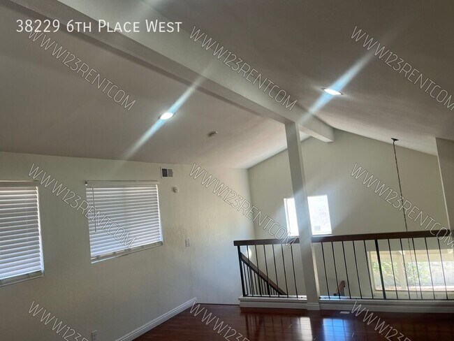 Building Photo - 38229 6th Pl W