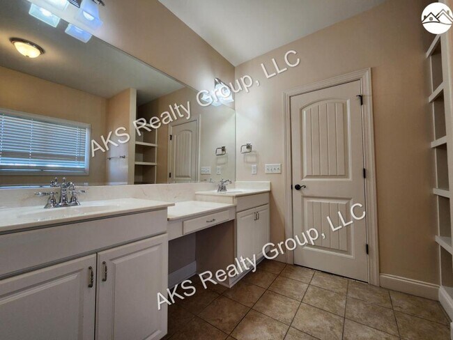 Building Photo - 3051 Eagle Ridge Ln