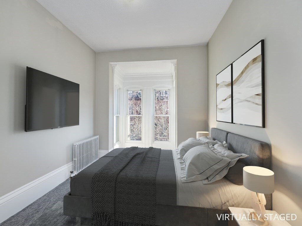 Building Photo - 357 K St