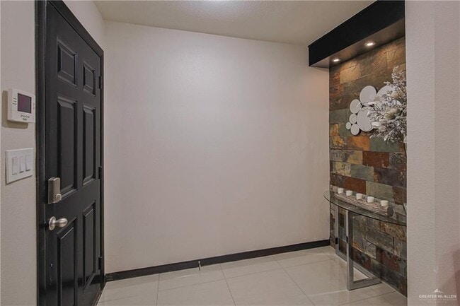 Building Photo - 45 Toronto Ave