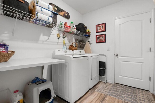 Building Photo - 25901 Aysen Dr