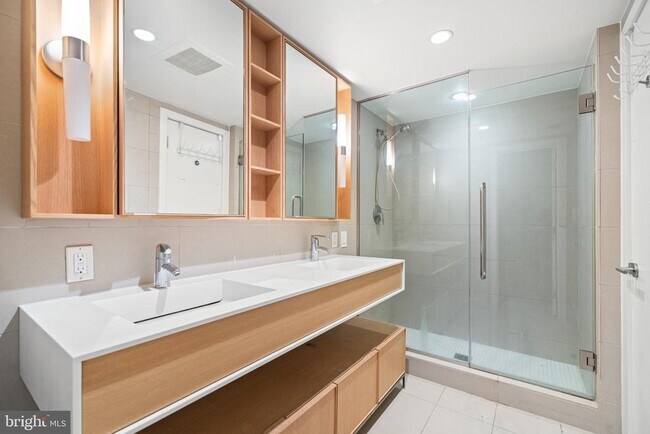 Building Photo - 1515 15th St NW