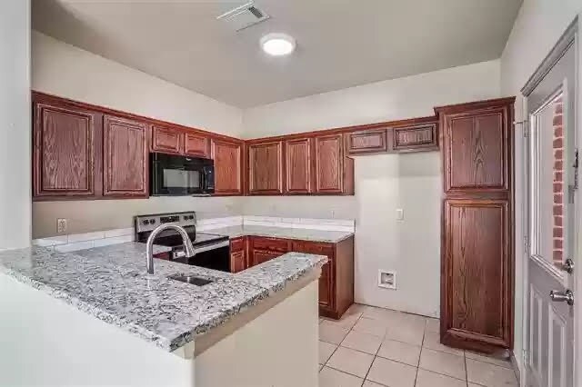 Building Photo - 2361 Homewood Ln