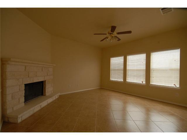 Building Photo - Spacious 4 bedroom in Wildhorse Creek