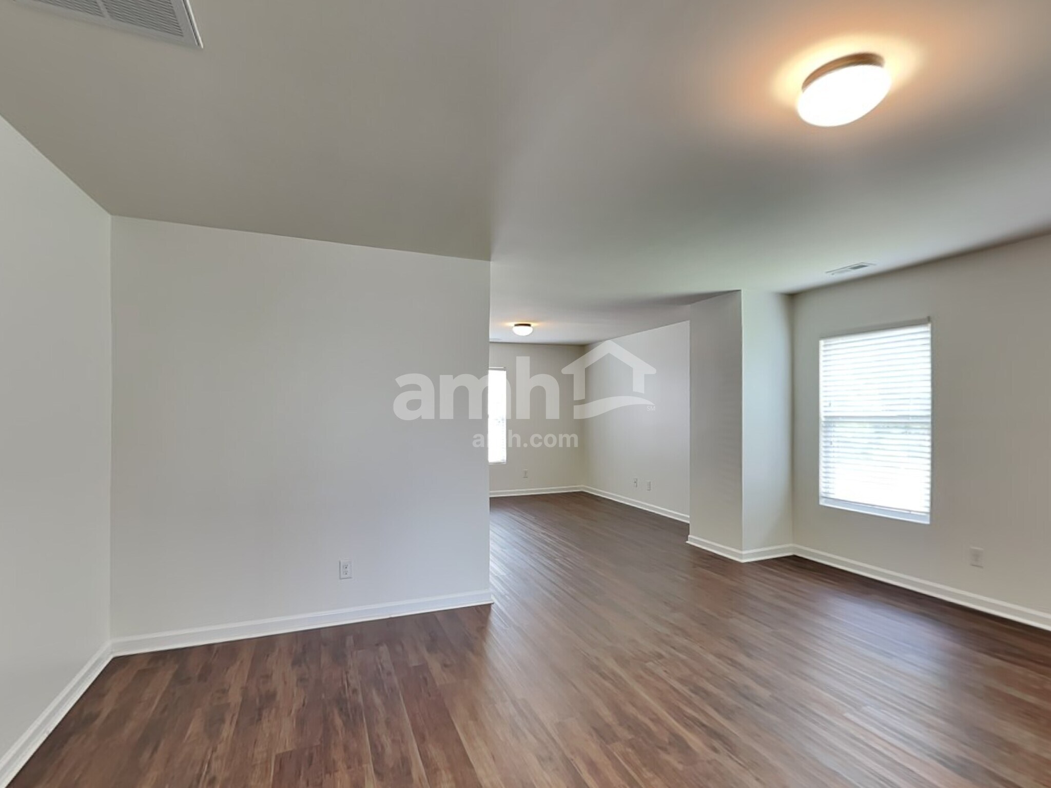 Building Photo - 9924 Paper Tree Rd