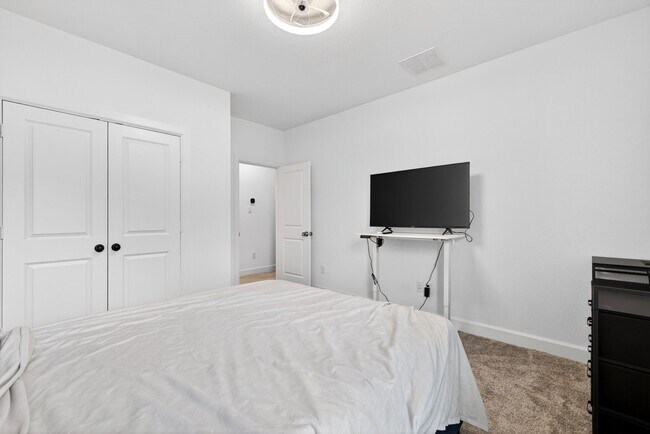 Building Photo - 1514 Park Path Dr