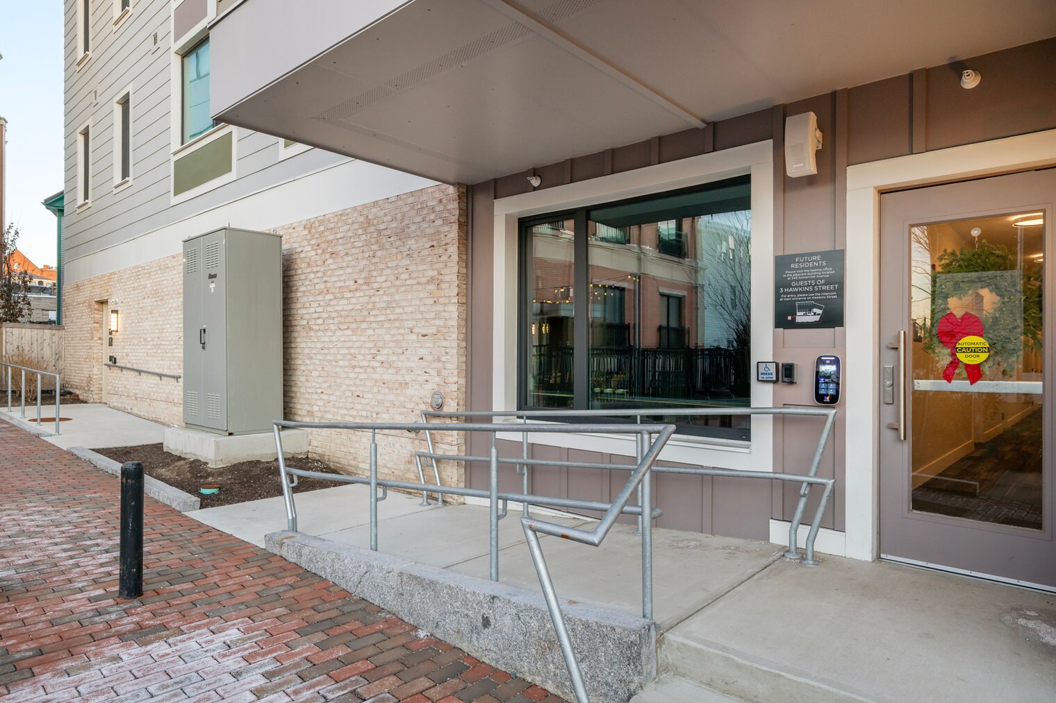 Building Photo - 3 Hawkins St