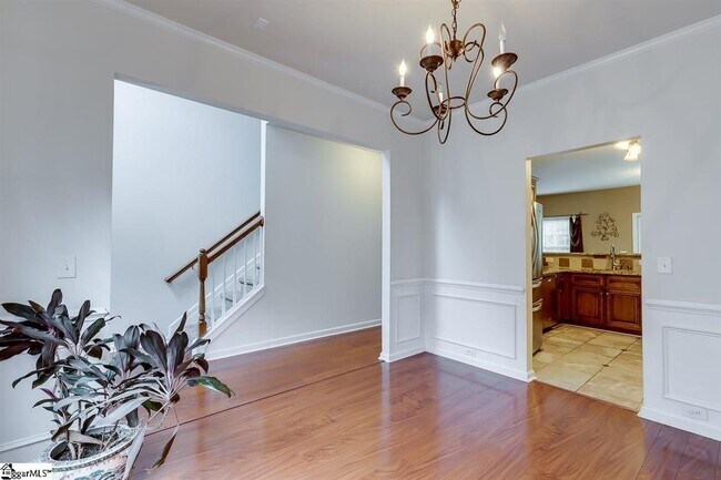 Building Photo - 14 Farmbrook Way