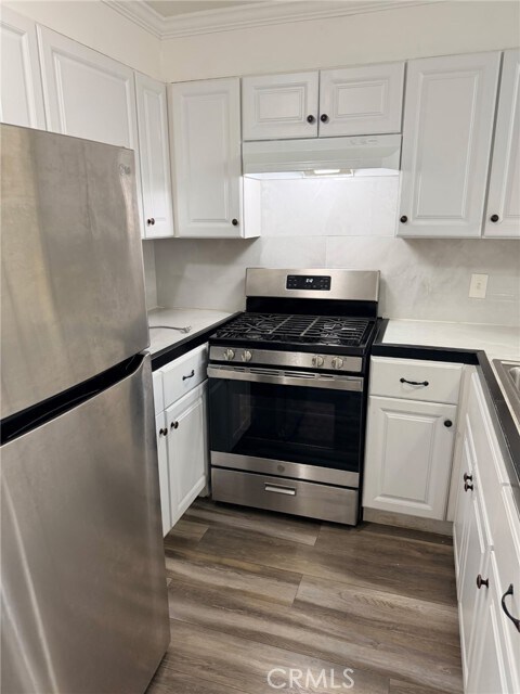 Building Photo - 2200 Cedro Ct