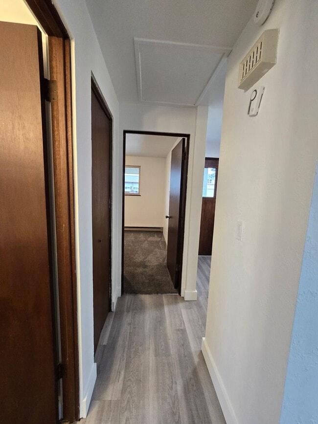 Building Photo - Tsoulouhas #1