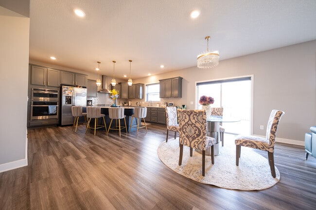 Building Photo - 8380 Abercrombie Ln