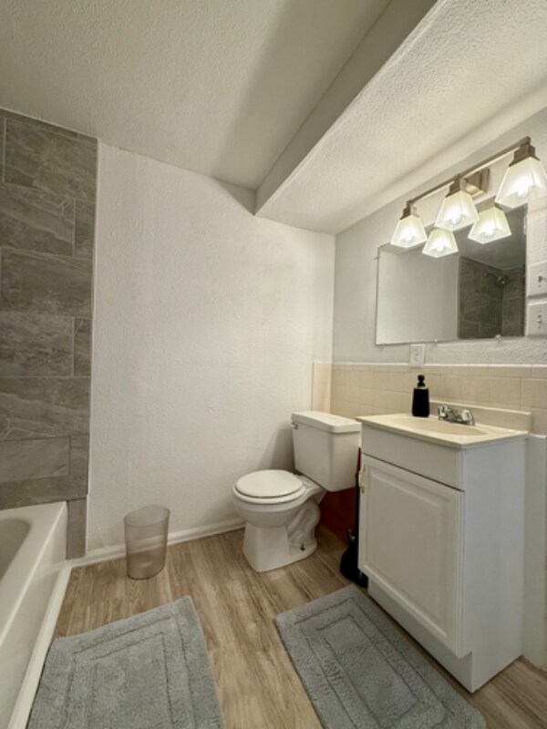 Building Photo - 2708 W 98th Dr