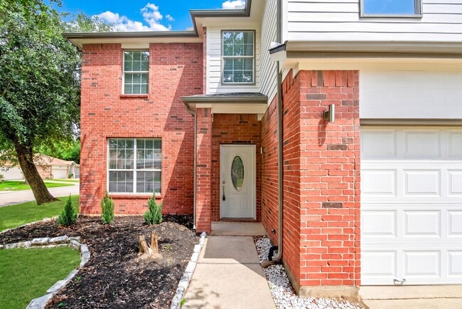 Building Photo - 918 Ivycroft Ln