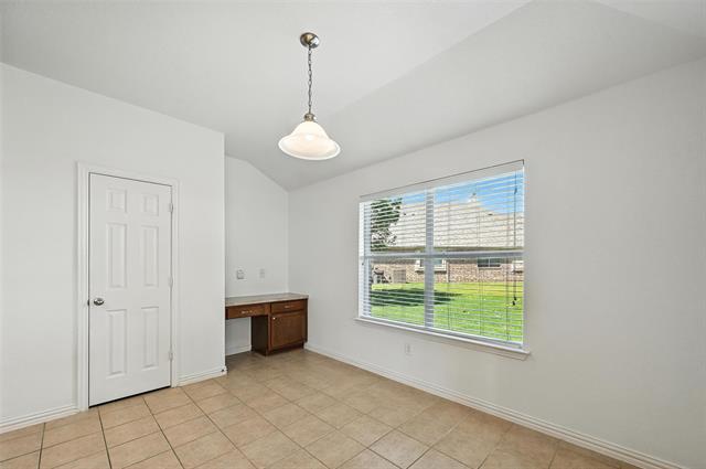 Building Photo - 4312 Ridgewood Rd