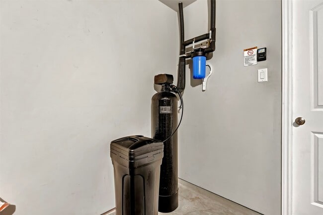 Building Photo - 21018 Belmont Village Wy