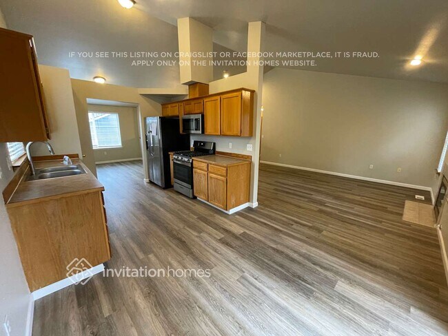 Building Photo - 1315 187th St Ct E