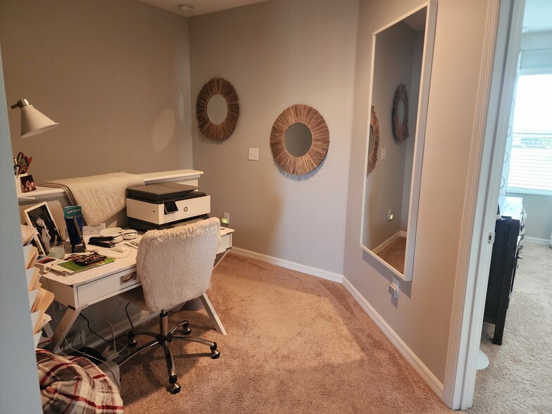 Upstairs Desk Nook - 6413 Boxgrove Dr