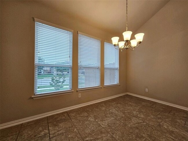 Building Photo - 637 Palmilla St