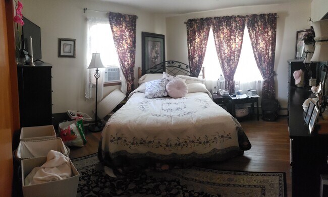 Bedroom 1 - 481 Lisbon St