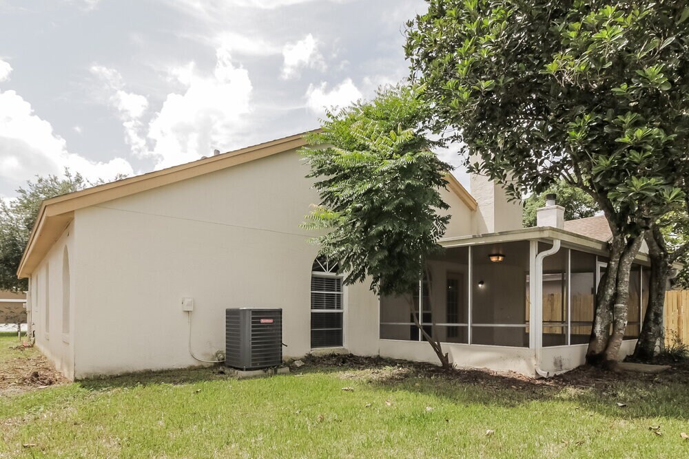 Building Photo - 1032 Kelly Creek Cir