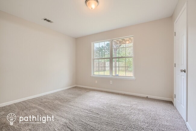 Building Photo - 3160 Brookfield Drive
