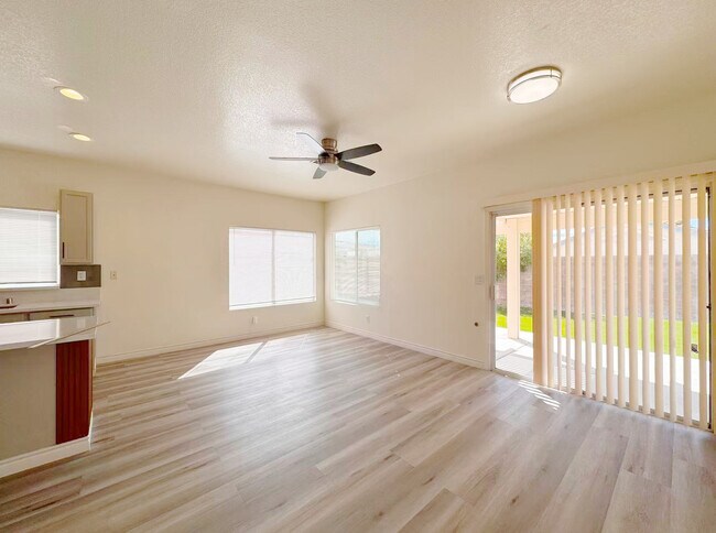 Building Photo - 7849 Blue Brook Dr