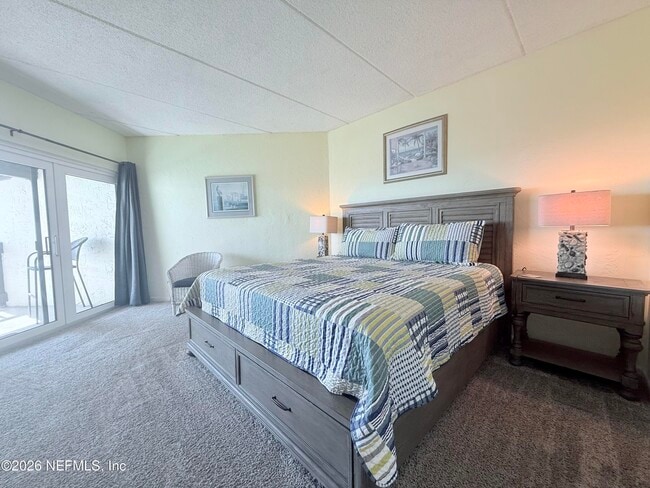 Building Photo - 5650-5A1A A1A S