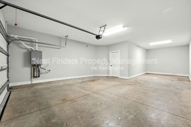 Building Photo - 9921 Element Rd