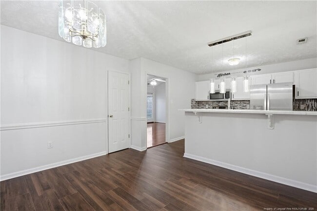 Building Photo - 419 Northwoods Dr